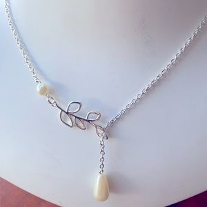 Dupre  Woman Necklace